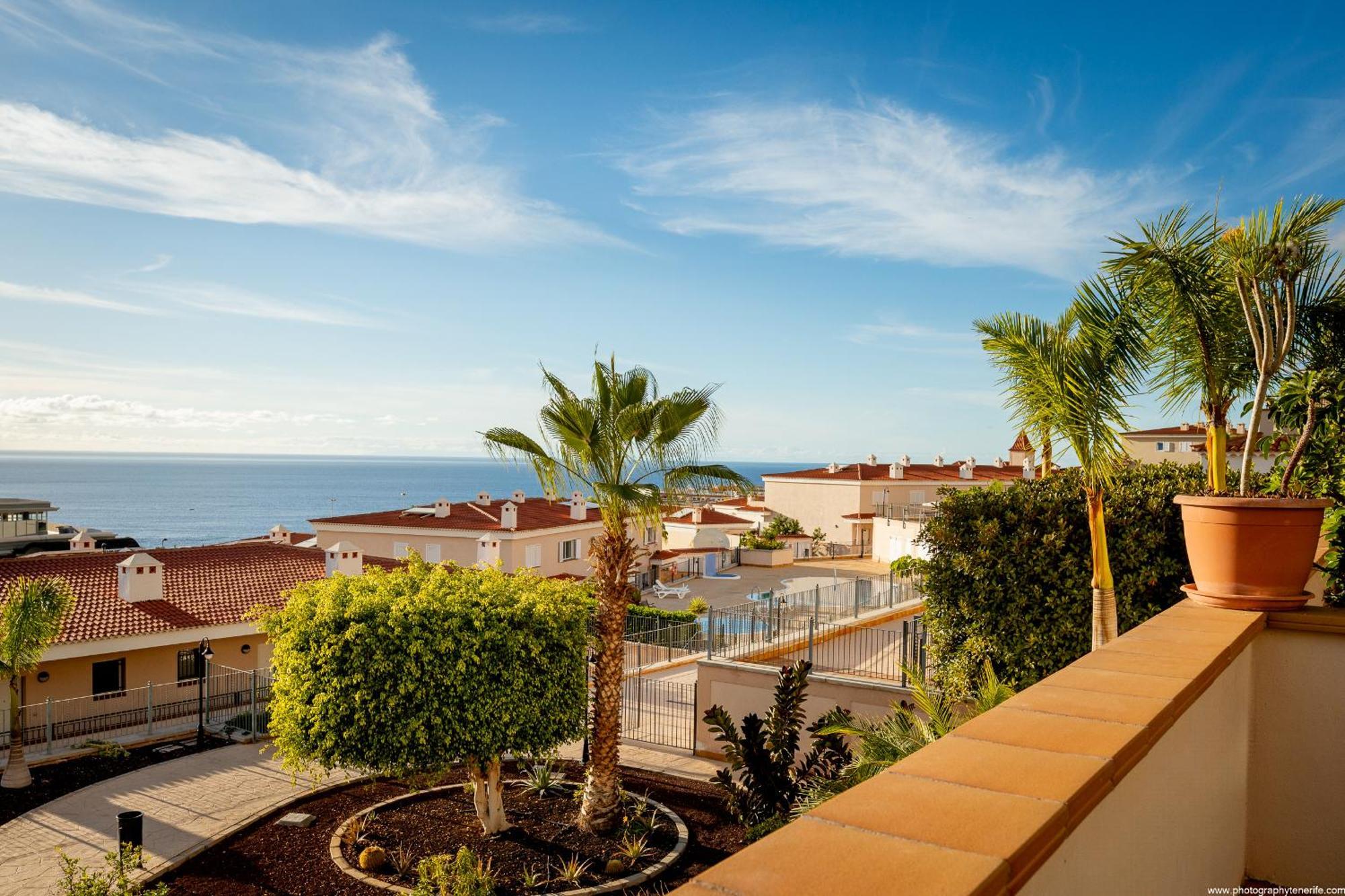 Residencial Playa De La Arena Apartment Puerto de Santiago  Exterior photo